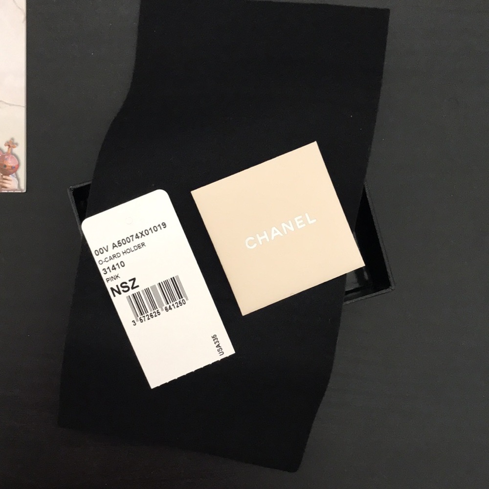 CHANEL Timeless CC Card Holder in Pink - Picture 10 of 16